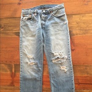 Distressed Levi’s 501 size 26x32